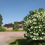 Helmi Panzió 3*